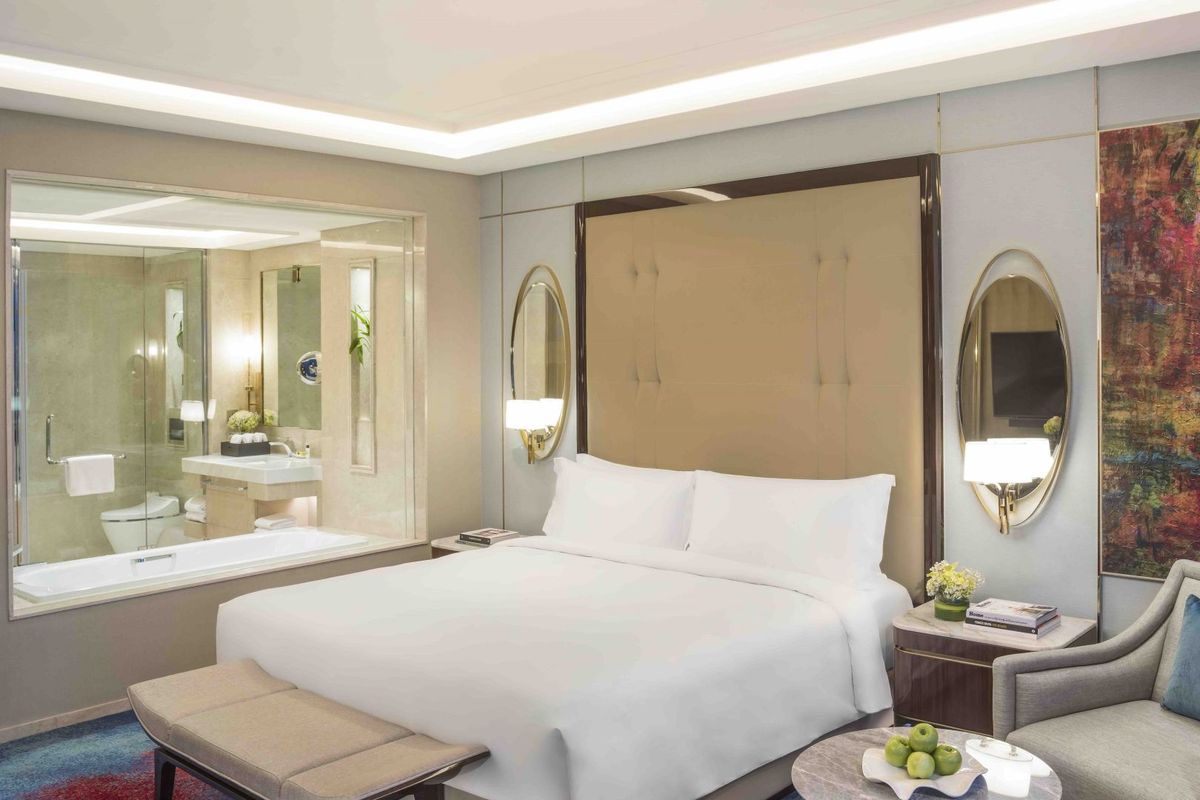 Classic Room di InterContinental Jakarta Pondok Indah.