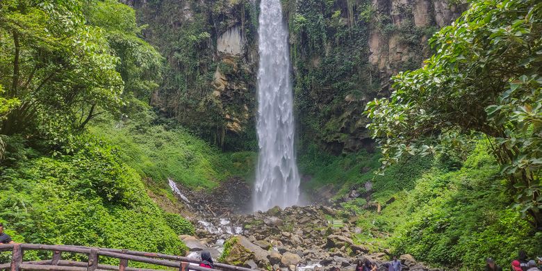 5 Aktivitas Wisata Menarik di Grojogan Sewu Tawangmangu Halaman all - Kompas.com