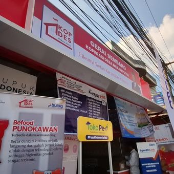 Ilustrasi Koperasi Desa Merah Putih di Desa Cileunyi Wetan, Kecamatan Cileunyi, Kabupaten Bandung, Jawa Barat. Pemerintah akan menempatkan PPPK di setiap Kopdes Merah Putih.
