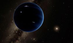 Astronom Menduga Ada Planet Raksasa yang Bersembunyi di Tata Surya