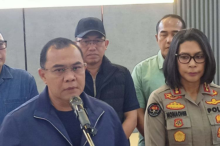 Penggerebekan Kelab Malam Batam: 32 Orang Ditangkap, 11 Mobil Disita