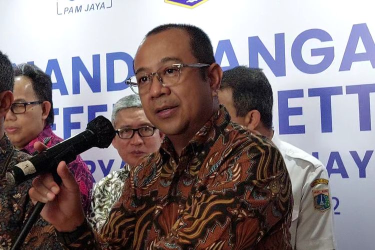 Direktur Utama PAM Jaya Arief Nasrudin mengatakan akan membuat reservoir atau tandon air bersih di sembilan titik rawan air bersih di Jakarta Barat dan Jakarta Utara, pada Rabu (7/12/2022).