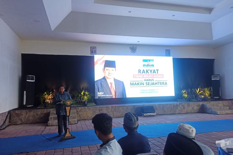 SBY ketika bertemu dengan tokoh agama dan tokoh masyarakat Jember pada Minggu (28/1/2024)