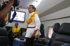 Temui Keluarga Korban AirAsia, Jokowi Nyatakan Pencarian Terus Dilakukan Malam Ini