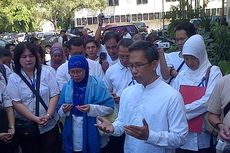 Karyawan JIS Lakukan Doa Bersama di Mapolda Metro Jaya