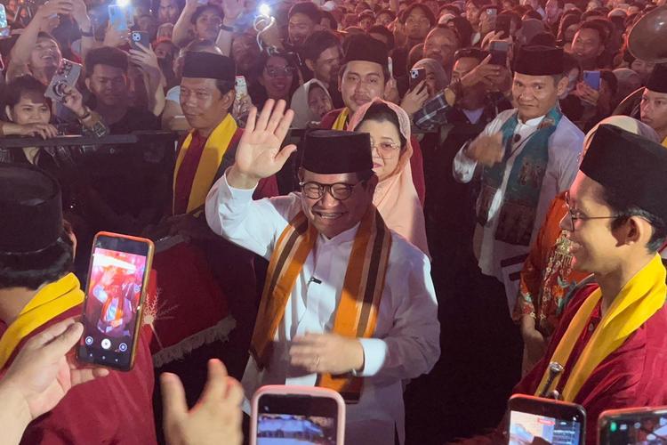 Pramono-Rano Hadiri Puncak HUT Ke-499 Jakarta, Disambut Tanjidor di Bundaran HI