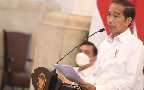 Indonesia’s Jokowi Calls for Vigilance amid Global Turmoil