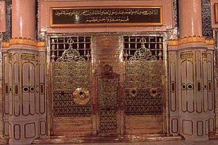 Makam Khulafaur Rasyidin, Umar bin Khattab, di Madina, Arab Saudi.