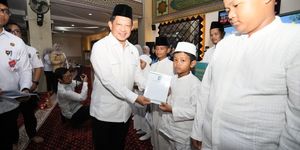 Kementerian Dalam Negeri (Kemendagri) menggelar acara buka bersama dan ceramah agama di Masjid An-Nuur Kantor Pusat Kemendagri, Jakarta, Rabu (4/3/2026). 
