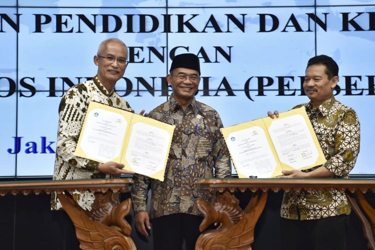 Sebagai upaya mendukung Gerakan Literasi Nasional (GLN), Kementerian Pendidikan dan Kebudayaan (Kemendikbud) dan PT. Pos Indonesia (Persero) melakukan kerjasama untuk kembali menjalankan program Kirim Buku Gratis.