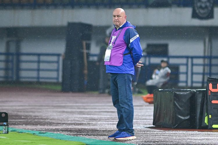 Pelatih Persib Bojan Hodak membawa timnya menang lawan Selangor FC pada pekan ketiga laga Grup G AFC Champions League Two (ACL 2) 2025-2026, Kamis (23/10/2025) di Gelora Bandung Lautan Api (GBLA). 