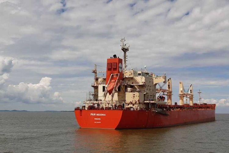 Kapal MV Pan Begonia bermuatan 45 ribu ton biji nikel senilai Rp 13,7 miliar hasil tambang di Pomalaa, Kabupaten Kolaka, Provinsi Sulawesi Tenggara berhasil diamankan pada Februari 2020 lalu.