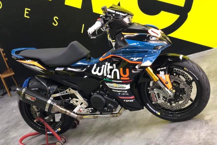 Yamaha MX-KIng versi Malaysia alias Y15ZR replika MotoGP tim RNF Racing