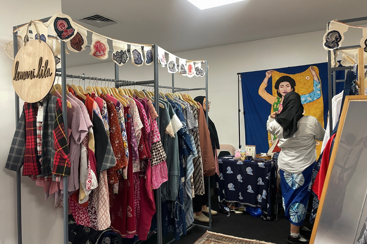Berburu Brand Lokal di JSD Blok M Festival, Ada Kebaya sampai Gaya Y2K