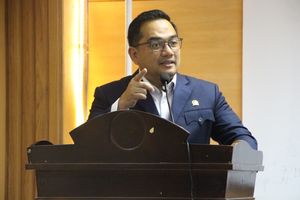 Komisi II Rapat Bareng Jimly Asshiddique, Mahfud, hingga Refly Harun, Ini yang Dibahas