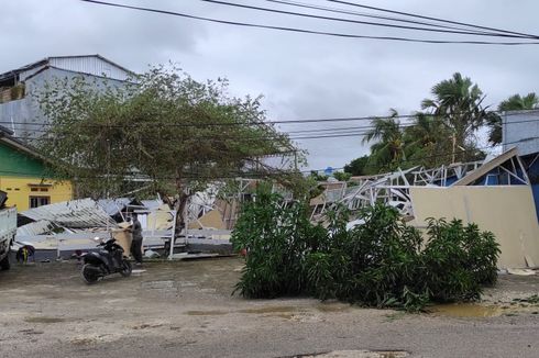 Badai Siklon Tropis Seroja Terjang Kupang, 3 Warga Tewas Tertimpa Bangunan yang Roboh