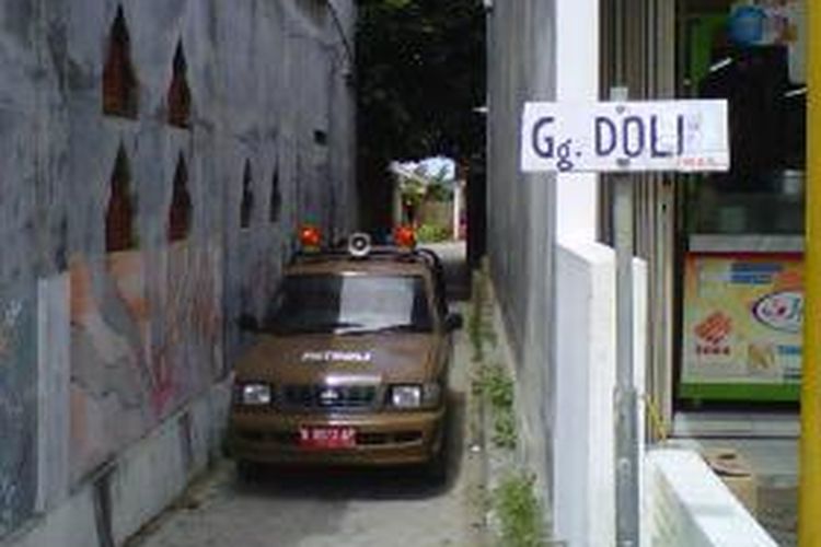 Gang Doli di Pamekasan yang menjadi akses masuknya kendaraan menuju tempas kos yang tidak mengantongi ijin.