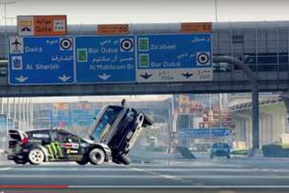 Aksi menarik Ken Block di Dubai.