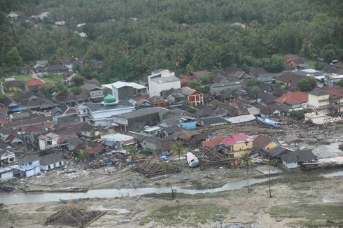 Cegah Flu dan Tetanus, Bio Farma Kirim Vaksin ke Lokasi Tsunami