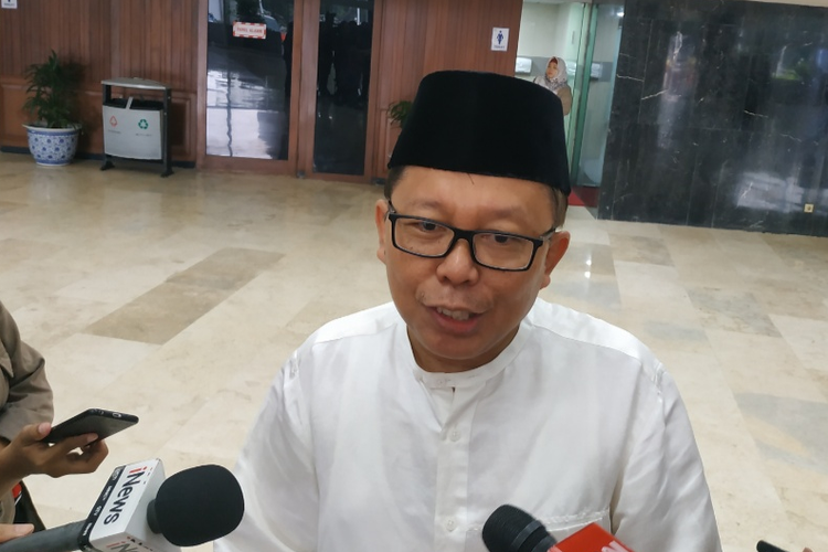 Anggota Komisi III dari Fraksi Partai Persatuan Pembangunan (PPP) Arsul Sani di Kompleks Parlemen, Senayan, Jakarta, Jumat (22/11/2019)