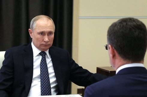Putin Menolak Disuntik Vaksin Covid-19 Sputnik V, Ternyata Ini Alasannya...