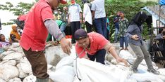 Ganjar Siapkan Dua Langkah Jitu untuk Tangani Banjir Rob di Tanjung Emas