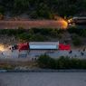 BERITA FOTO: Truk Trailer dengan 46 Mayat Migran Ditemukan di Texas