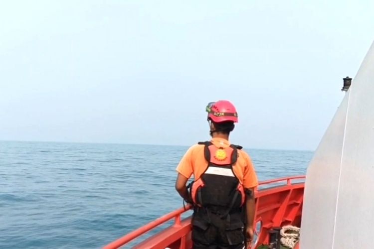 11 Kapal Dikerahkan Cari 5 Jurnalis-3 Kru yang Hilang di Selat Sunda Dekat Anak Krakatau