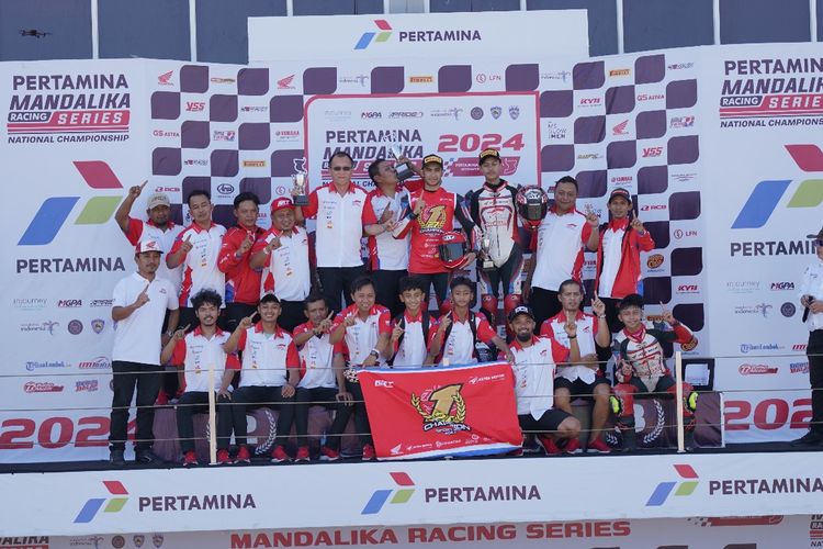 Kejurnas balap motor Pertamina Mandalika Racing Series 2024 seri keempat