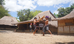 Desa Sade Lombok Kebakaran, Rumah Tradisional dan Warisan Budaya Tak Tersisa