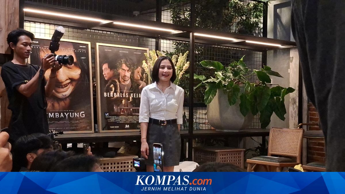 Prilly Latuconsina Belajar Bahasa Arab untuk Film Minal Aidin Mohon Maaf Minta Rizki