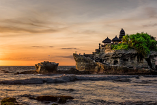 Tanah Lot dan Uluwatu Bali Masuk 10 Tempat Sunset Terbaik di Dunia