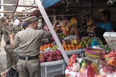 Pedagang Buah di Trotoar Jatinegara Kena Tindak Pidana Ringan