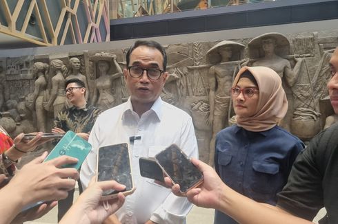 Jadi Menteri PUPR Ad Interim, Menhub Budi Karya Dampingi Jokowi Resmikan Jalan Tol di Sumut