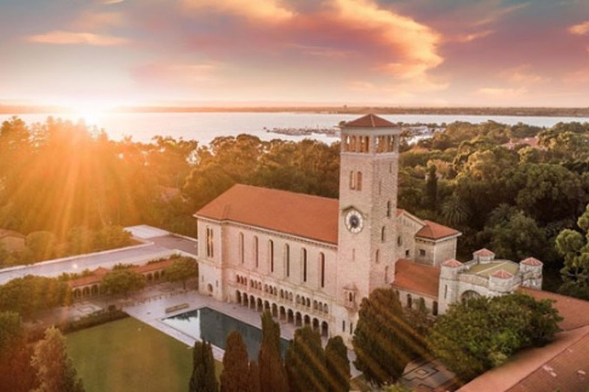 The University of Western Australia 
