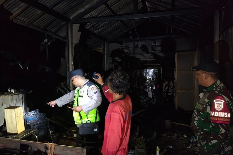 Listrik Berkali-kali Anjlok, Rumah Warga Kebumen Terbakar