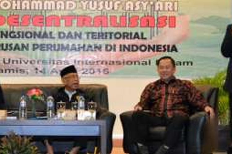Ketua DPD REI Banten, Soelaeman Soemawinata (paling kanan).