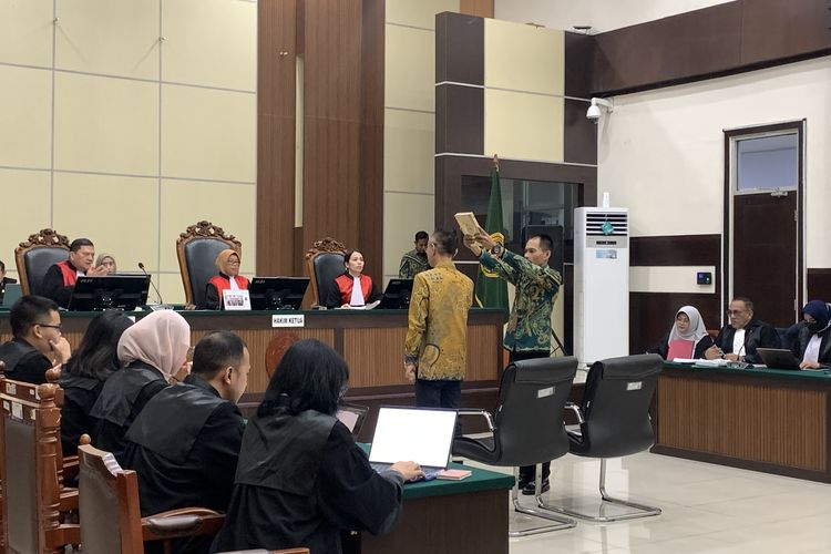 Aiman Tak Hadir Jadi Saksi di Sidang Dokter Tifa, JPU Hanya Hadirkan Ade Darmawan