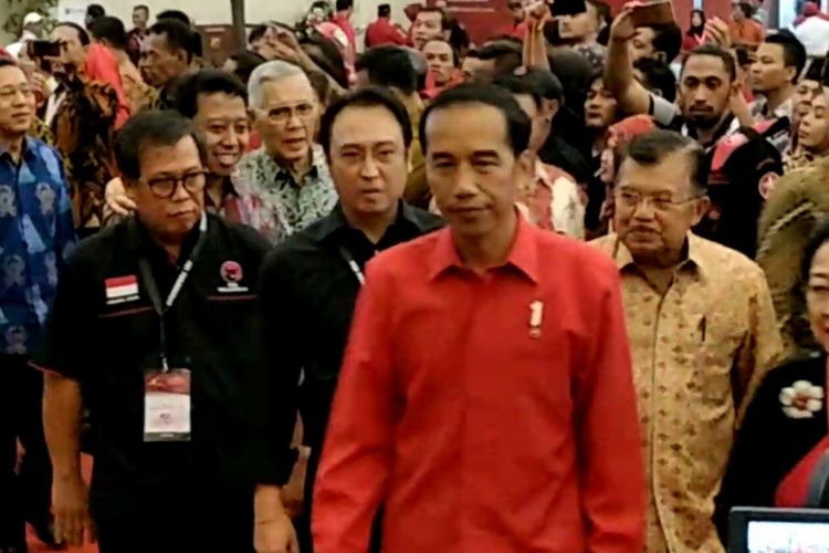 Presiden Joko Widodo saat hadir pada perayaan HUT PDI-P ke-45, di Jakarta Convention Center, Jakarta, Rabu (10/1/2018).