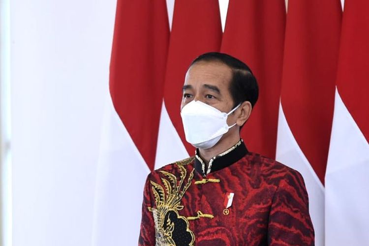Presiden Joko Widodo saat menghadiri Perayaan Imlek Nasional 2021 yang digelar secara virtual dari Istana Kepresidenan Bogor, Jawa Barat pada Sabtu (20/2/2021).
