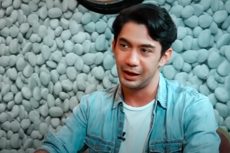 Reza Rahadian Cerita soal Matulessy di Belakang Namanya, Ternyata...