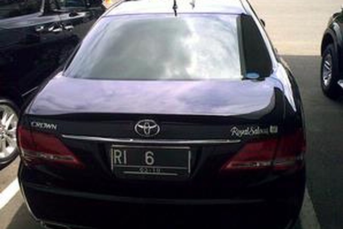 Mobil dinas baru para pejabat, Toyota Royal Crown