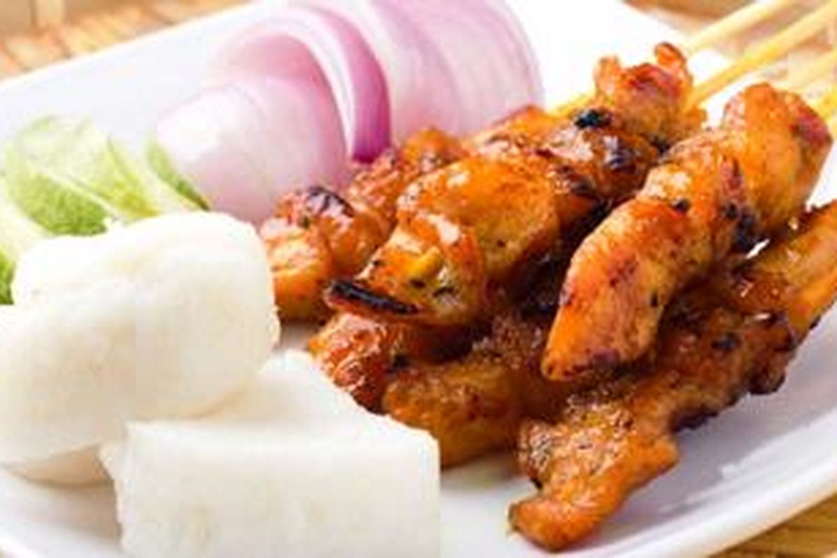 Jika cara pengolahan daging yang digunakan untuk sate kurang matang, parasit dan mikroorganisme lain yang terkandung di dalamnya tidak akan mati.