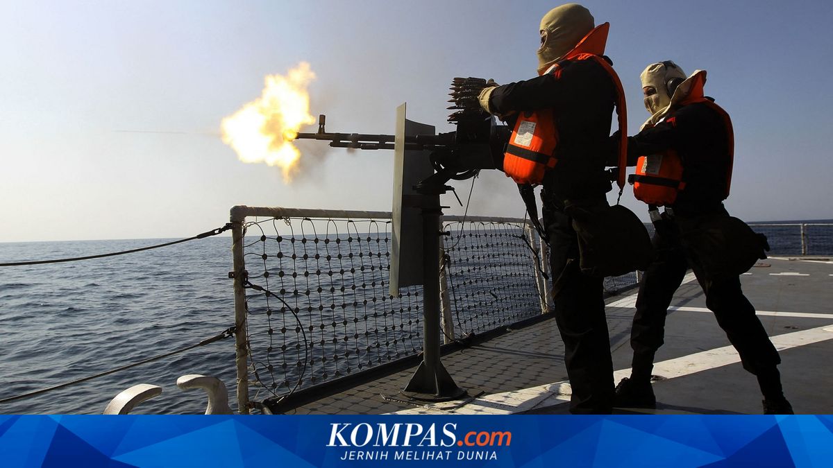 Trump Perintahkan Kapal Perang AS Tembak Pemasang Ranjau di Selat Hormuz
