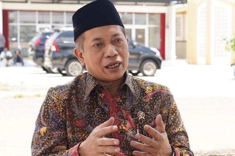 Menteri Koperasi Ferry Juliantono menyebut, koperasi sudah bisa medapatkan izin untuk mengelola tmbang batu bara dan mineral.