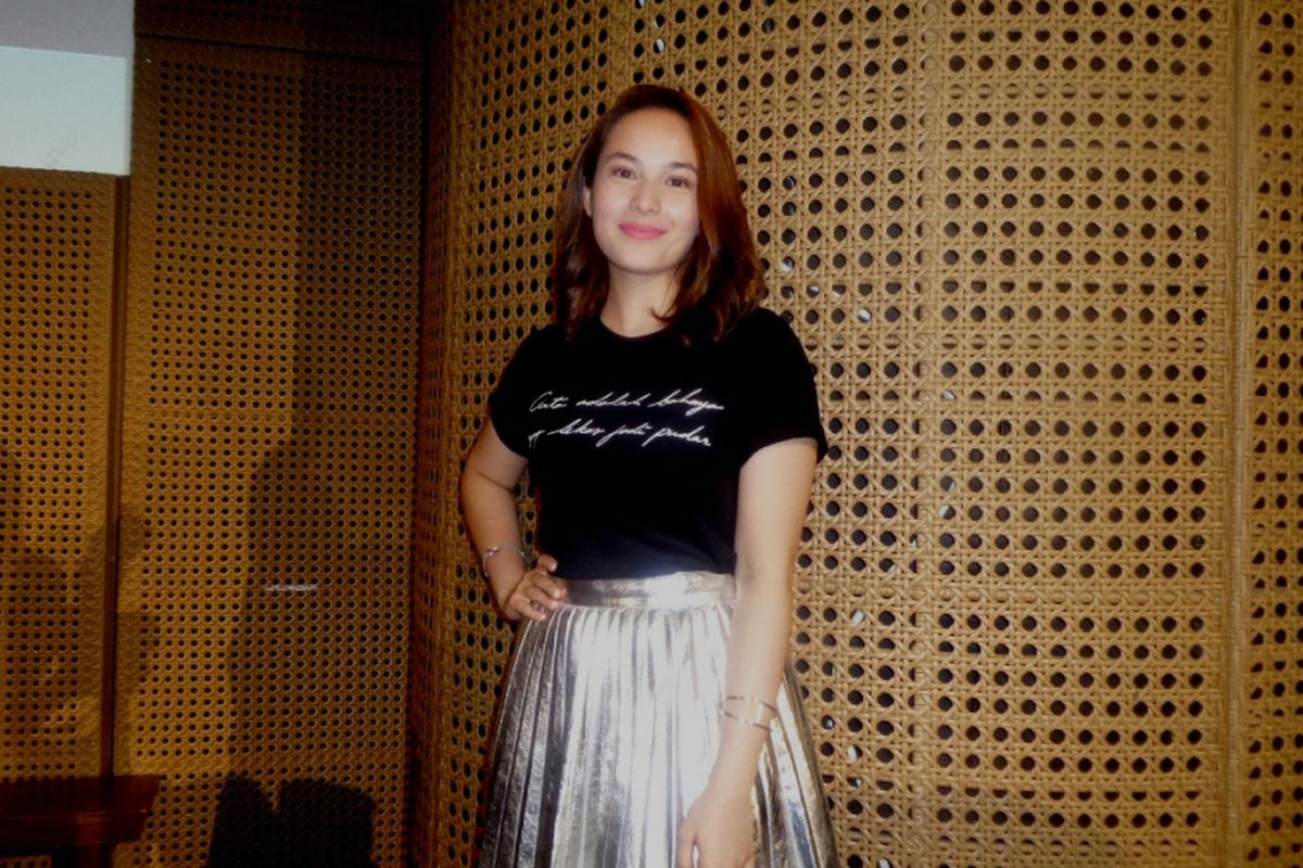 Chelsea Islan dalam konferensi pers pentas teater Perempuan Perempuan Chairil di Galeri Indonesia Kaya, Grand Indonesia, Jakarta Pusat, Selasa (31/10/2017). 