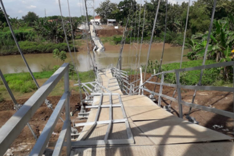 Tangkapan layar foto ambruknya jembatan Tambakboyo di yang letaknya ada di Desa Tambakboyo, Kecamatan Tawangsari, Kabupaten Sukoharjo, Jawa Tengah.
