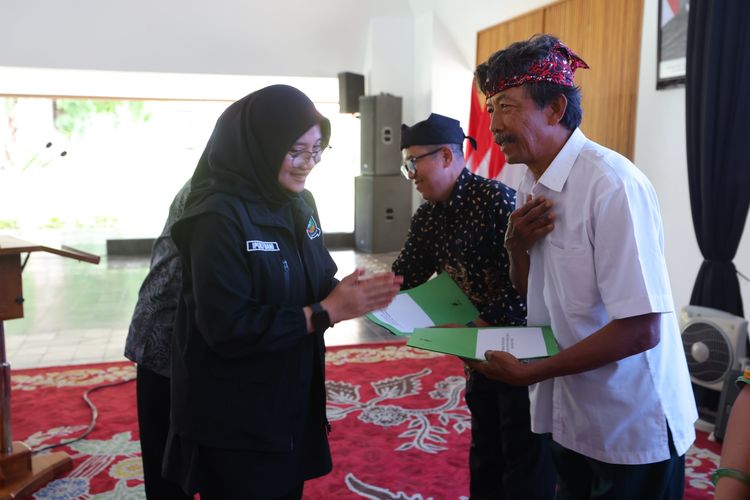 Bupati Banyuwangi Ungkap Penyebab Anak Tidak Sekolah, Tak Melulu soal Ekonomi