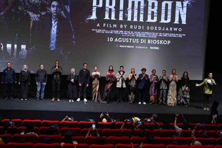 Peluncuran film horor berjudul Primbon yang merupakan hasil kerja sama MAXstream Telkomsel, MAXIMA Pictures, dan Cakra Film Indonesia.