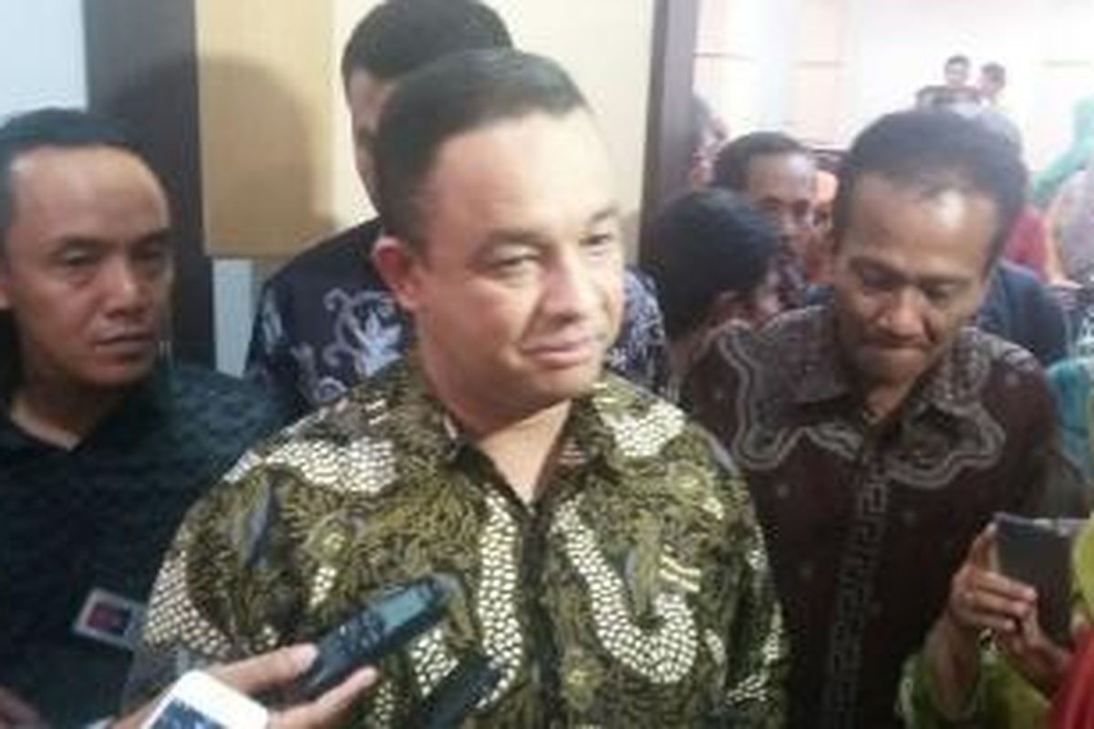 Menteri Pendidikan dan Kebudayaan Anies Baswedan meminta guru perhatikan pendidikan nonkurikuler 